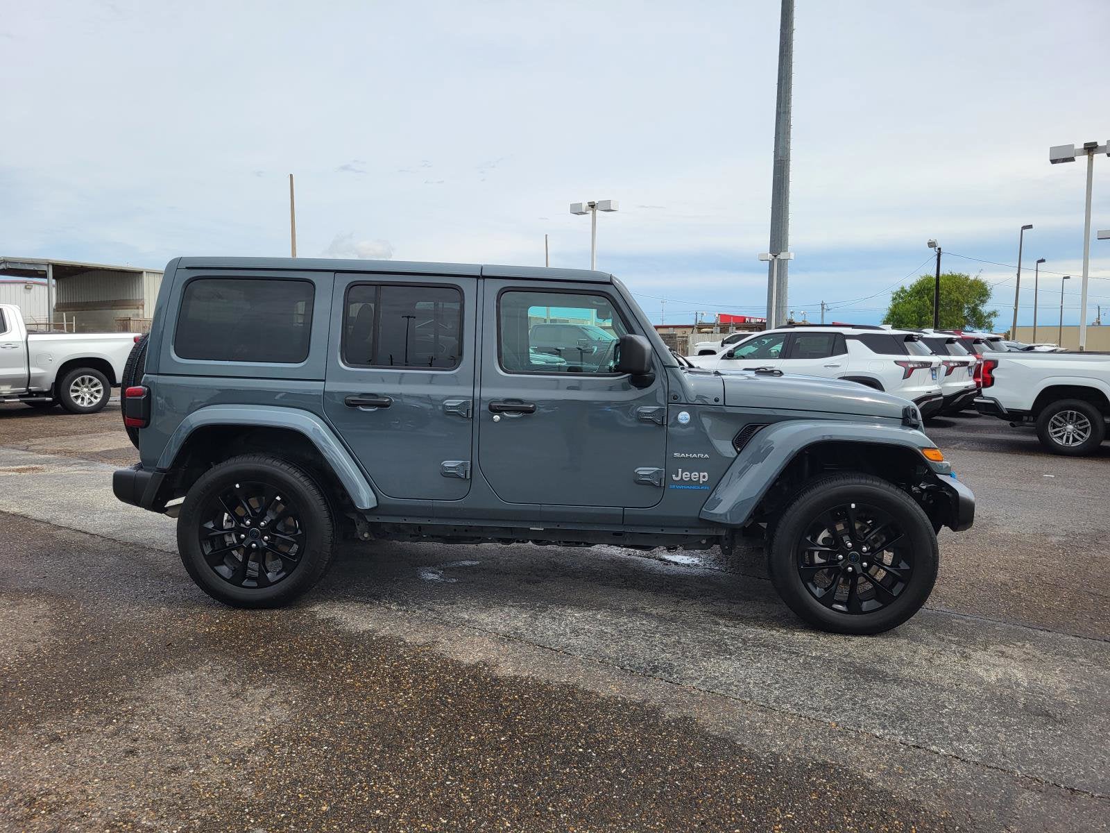 2024 Jeep Wrangler 4xe Sahara