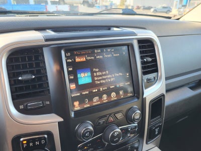 2017 RAM 1500 Big Horn Crew Cab 4x4 5'7" Box