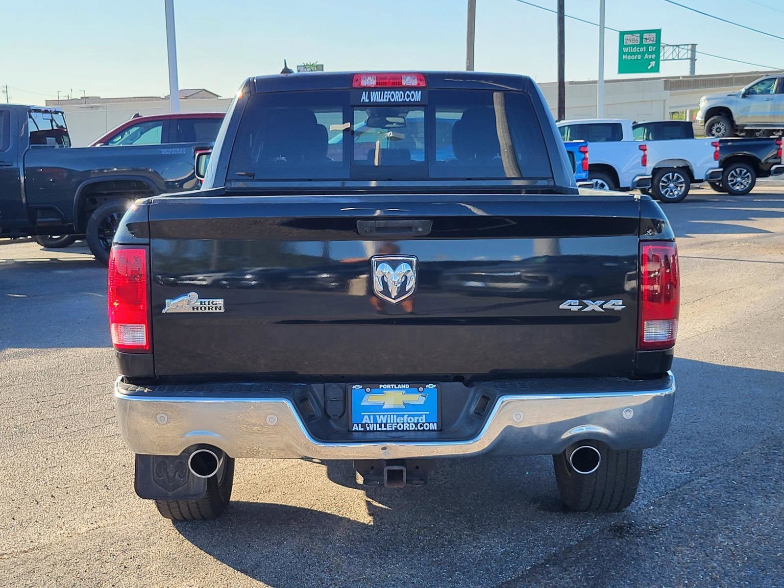 2017 RAM 1500 Big Horn Crew Cab 4x4 5'7" Box