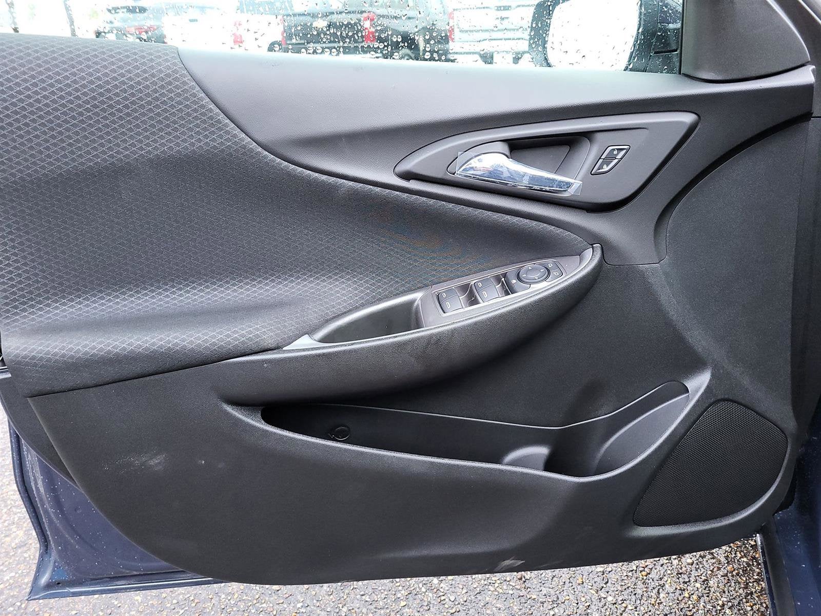 2025 Chevrolet Malibu LS