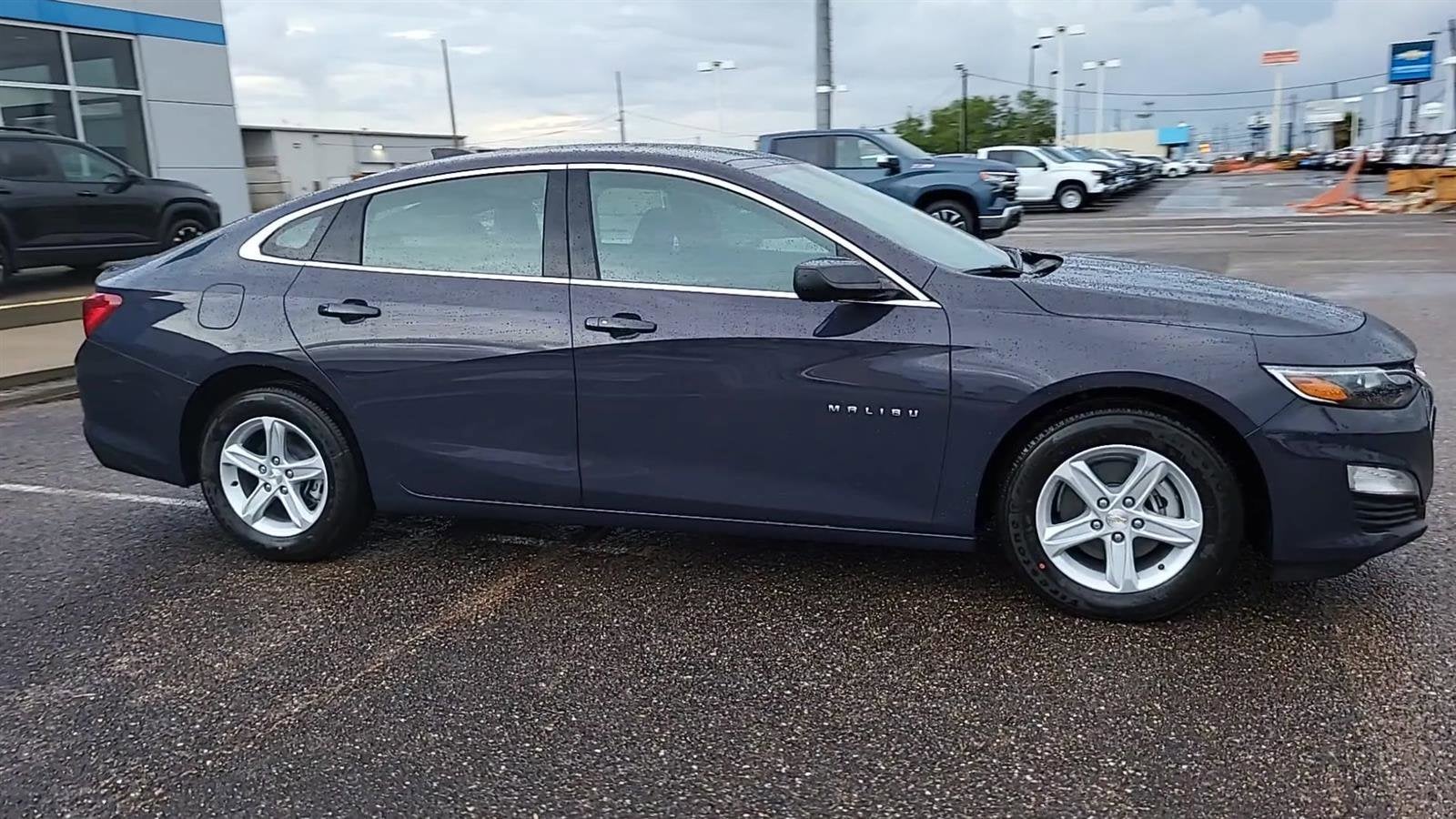 2025 Chevrolet Malibu LS