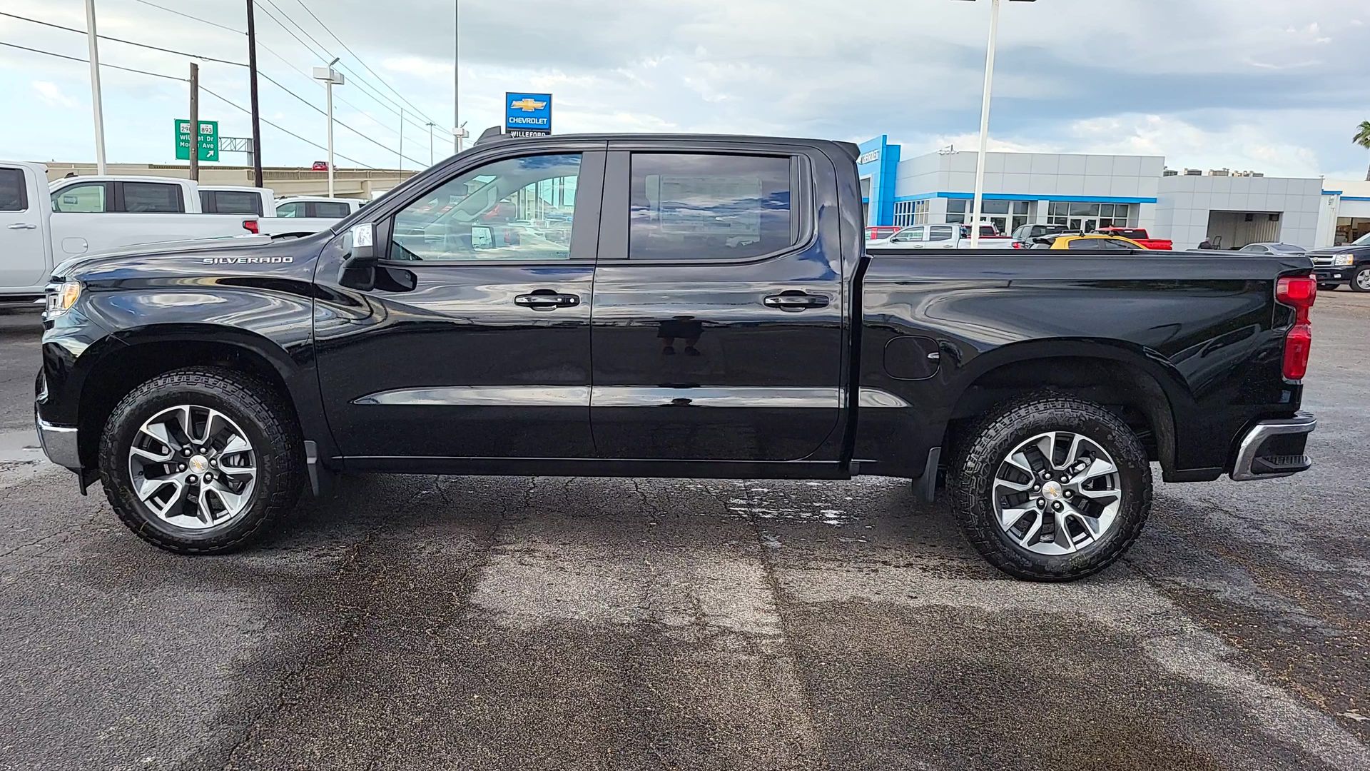 2025 Chevrolet Silverado 1500 LT