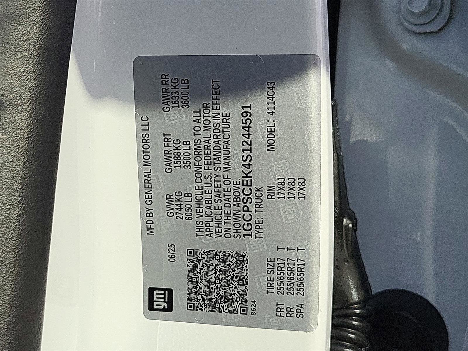 2025 Chevrolet Colorado WT/LT