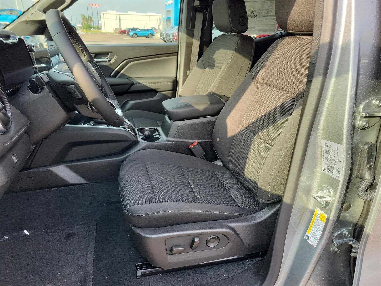 2025 Chevrolet Colorado WT/LT