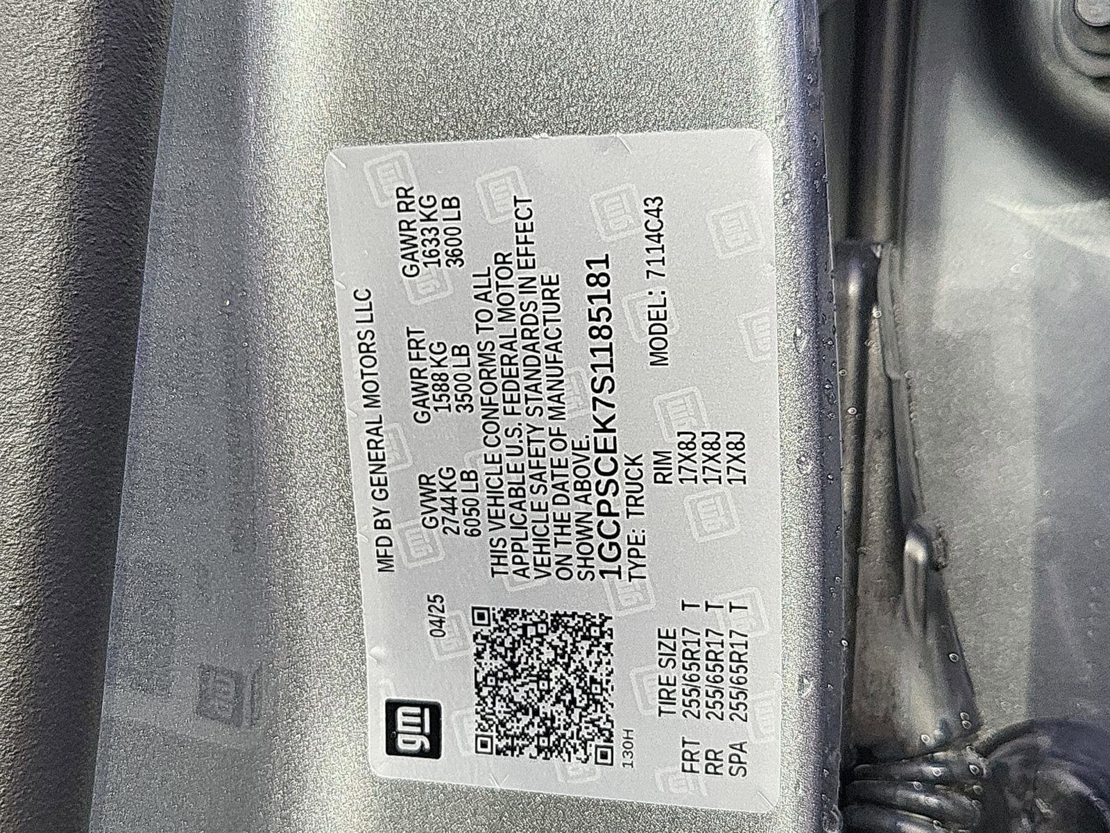 2025 Chevrolet Colorado WT/LT