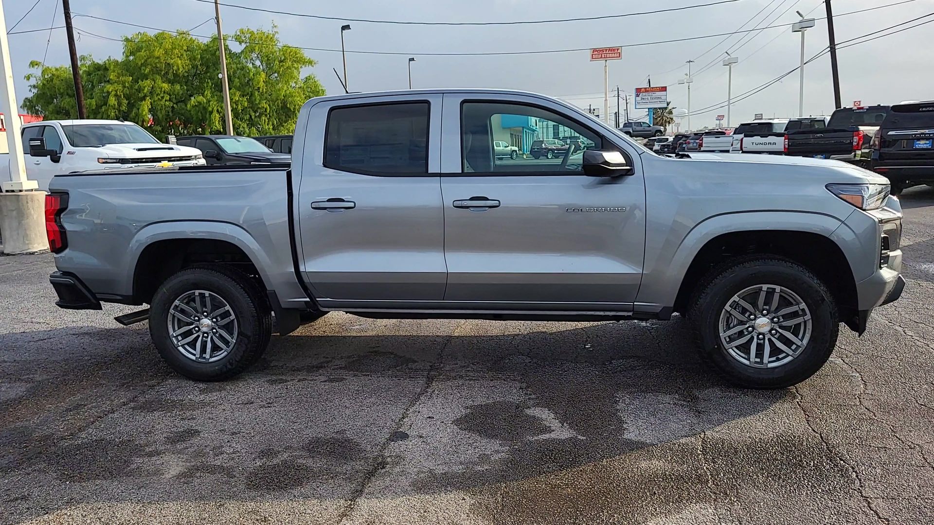 2025 Chevrolet Colorado WT/LT