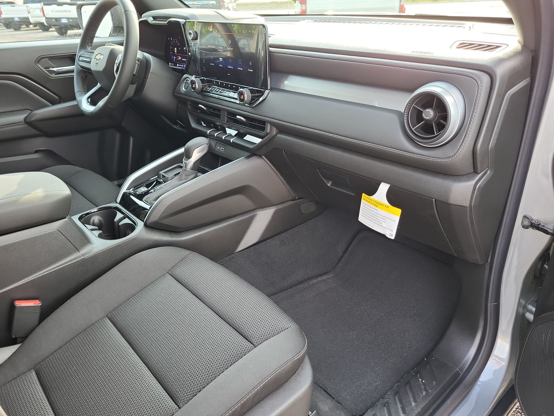 2025 Chevrolet Colorado WT/LT