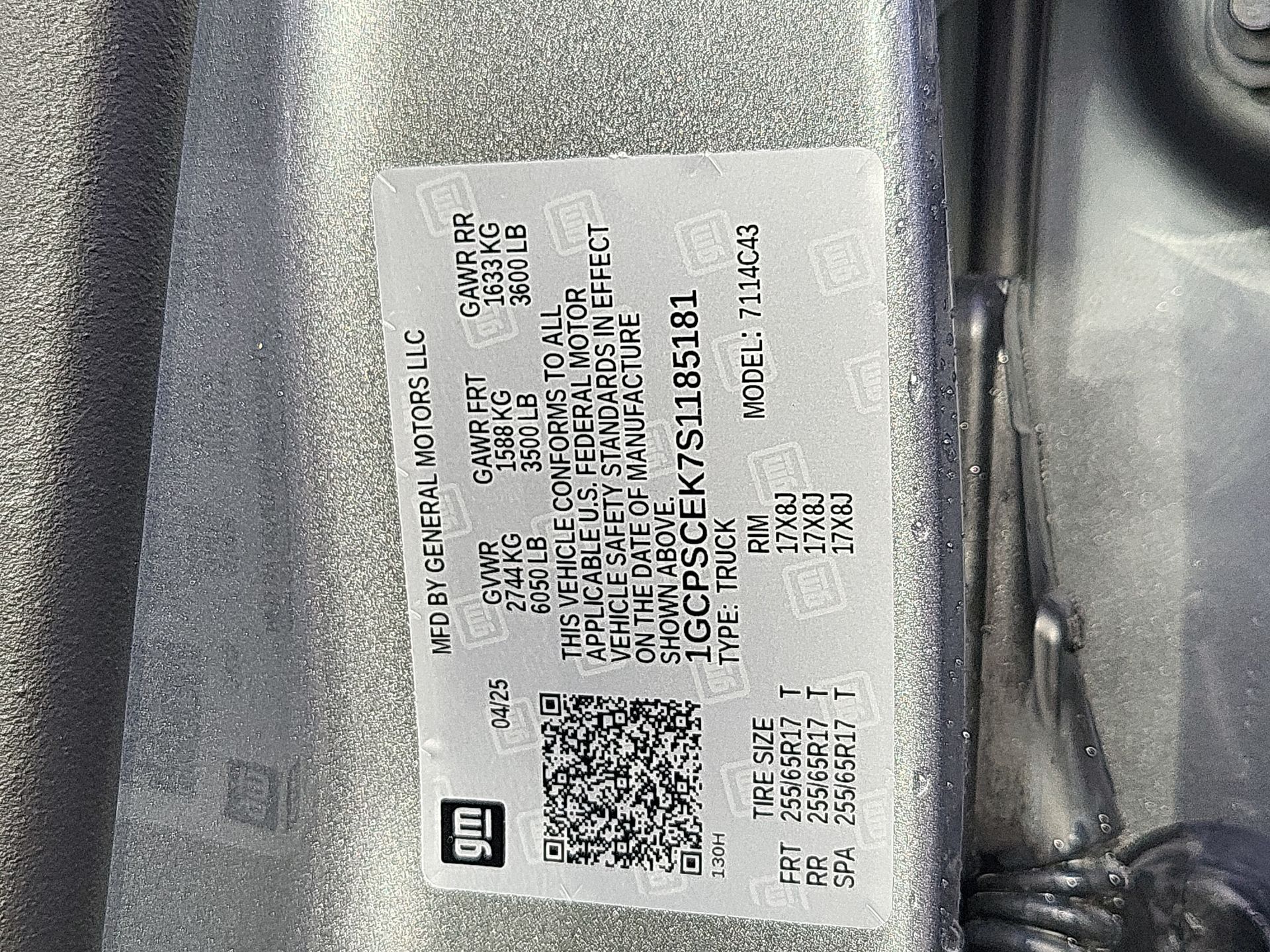 2025 Chevrolet Colorado WT/LT