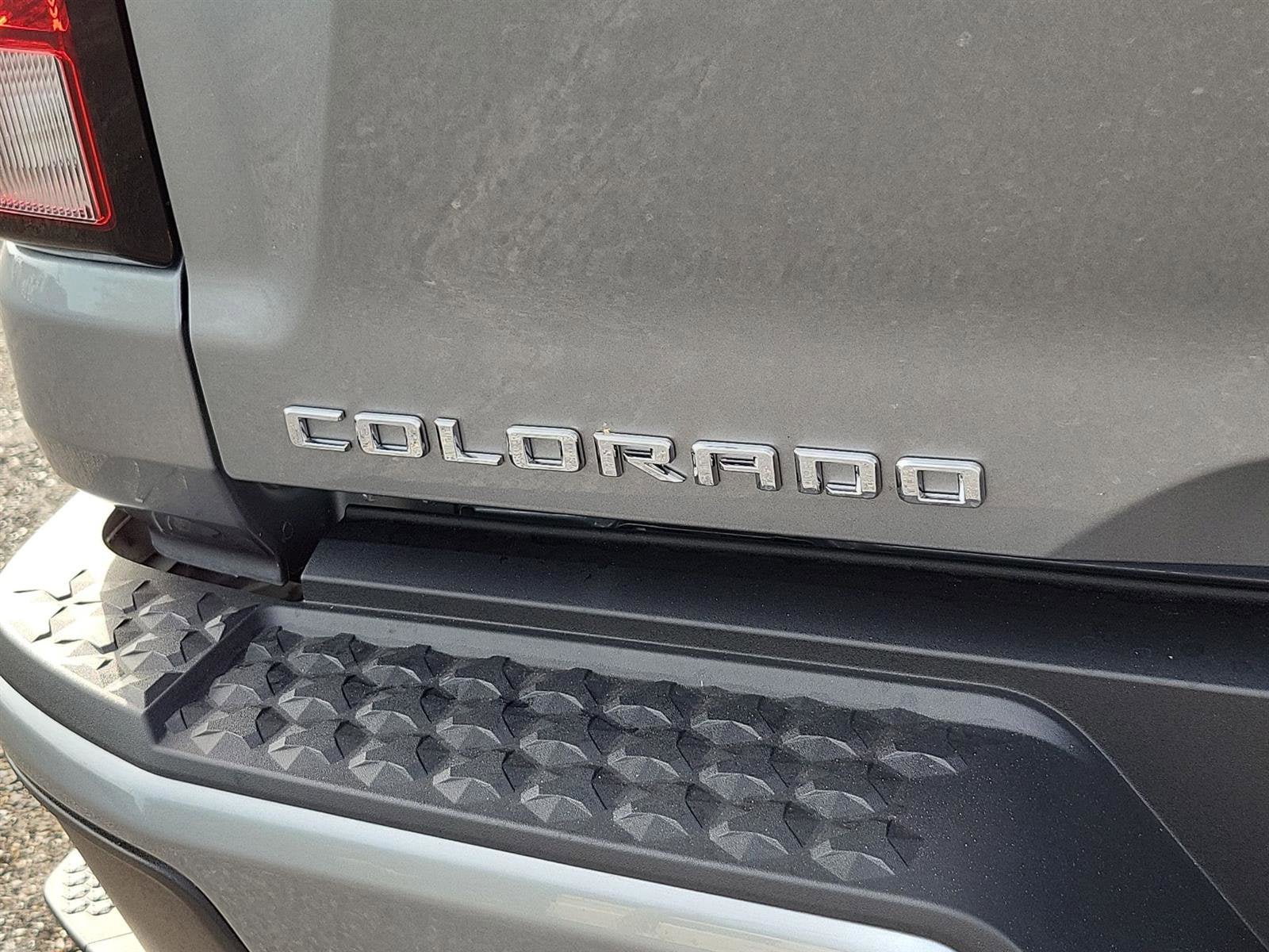 2025 Chevrolet Colorado WT/LT