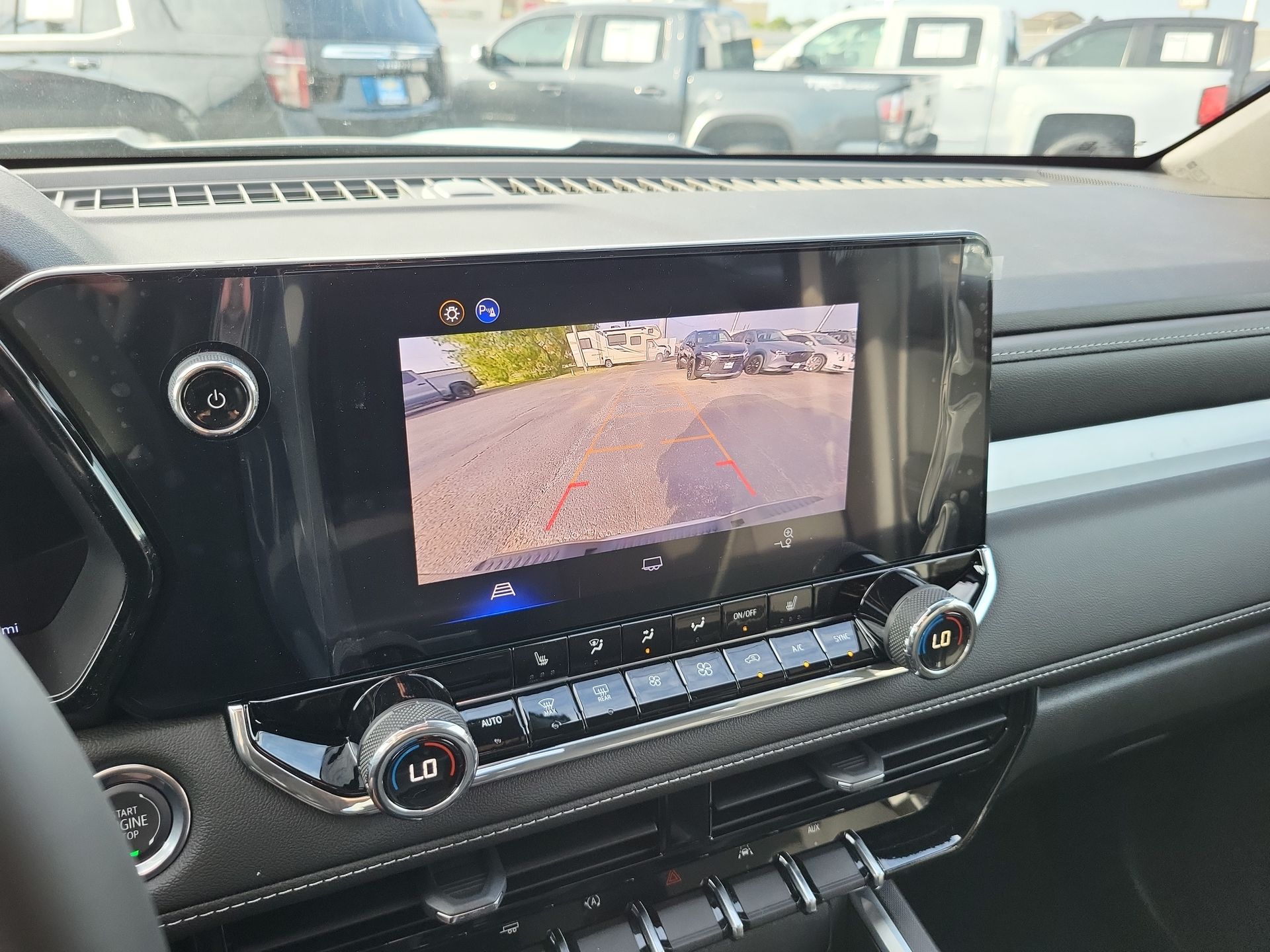 2025 Chevrolet Colorado WT/LT