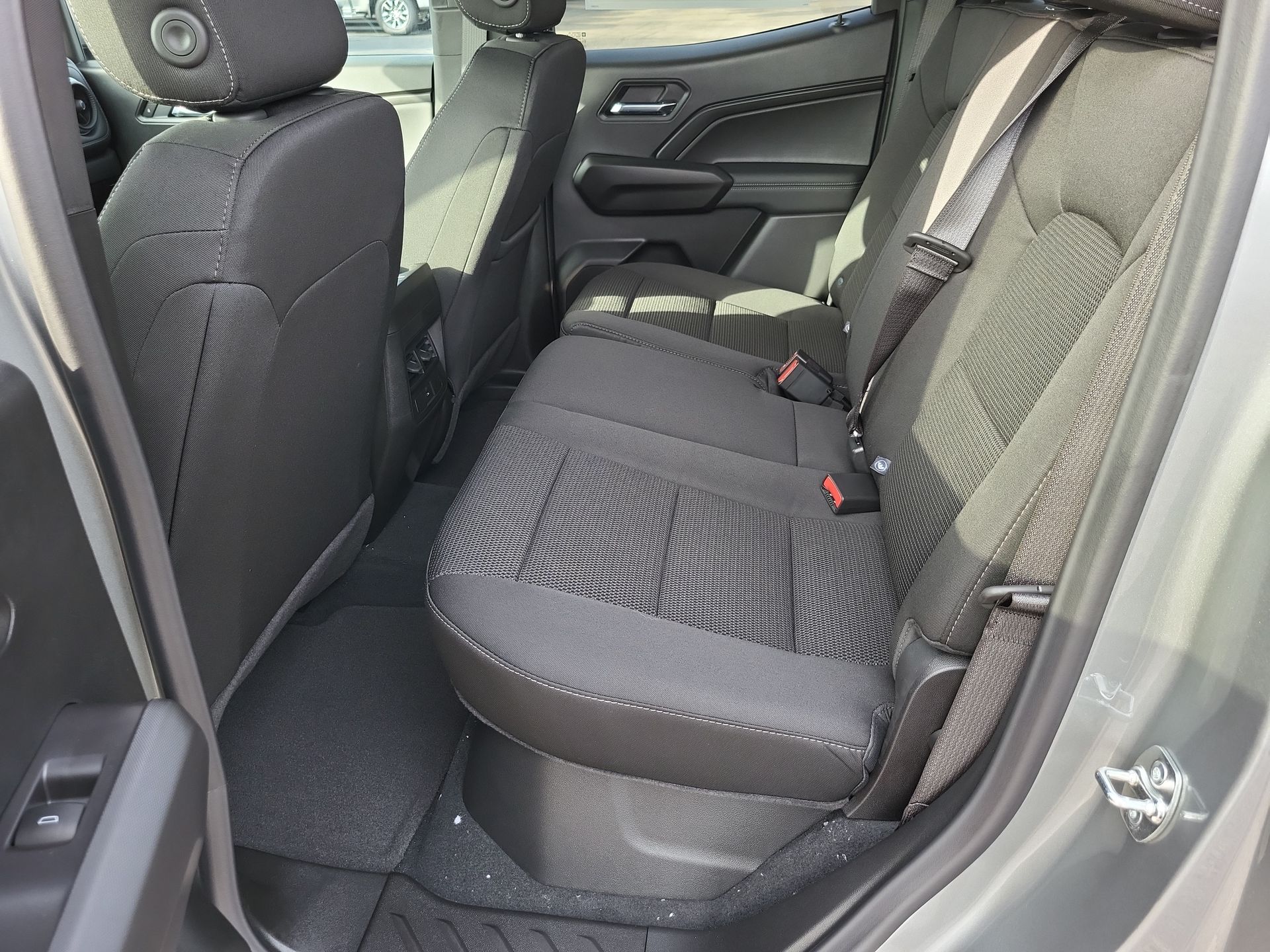 2025 Chevrolet Colorado WT/LT