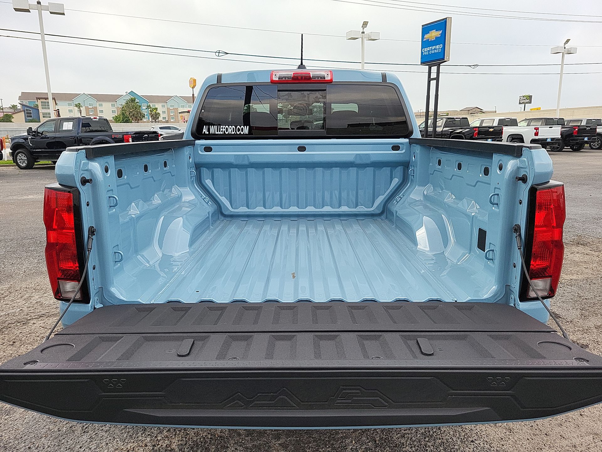 2025 Chevrolet Colorado WT/LT