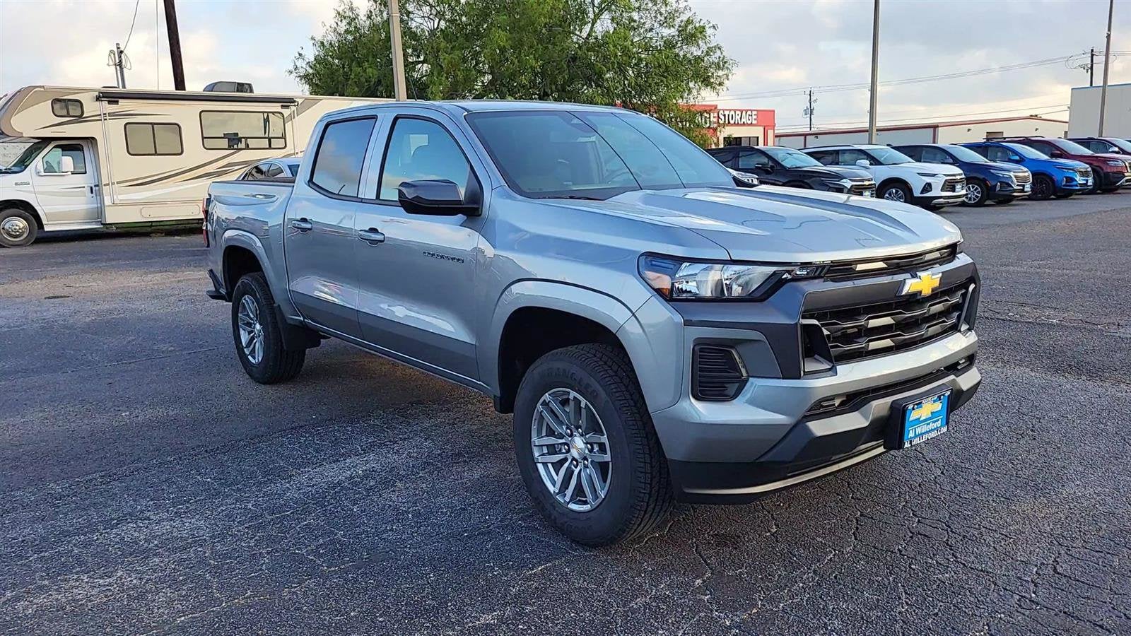 2025 Chevrolet Colorado WT/LT
