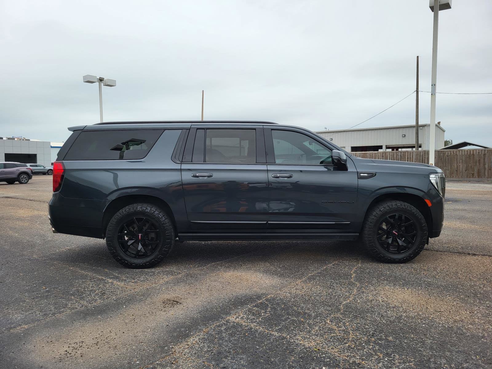 2022 GMC Yukon XL Denali