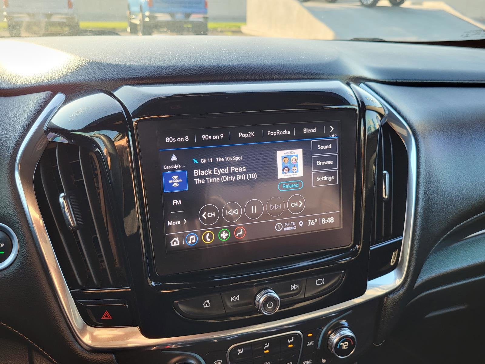 2023 Chevrolet Traverse LT Leather