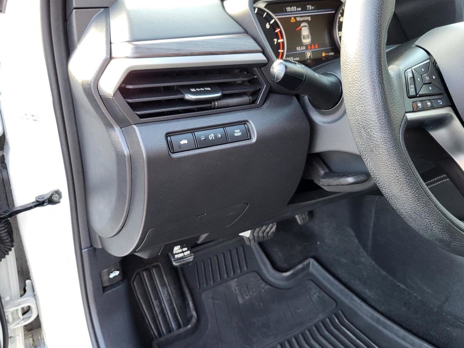 2023 Nissan Altima SV FWD