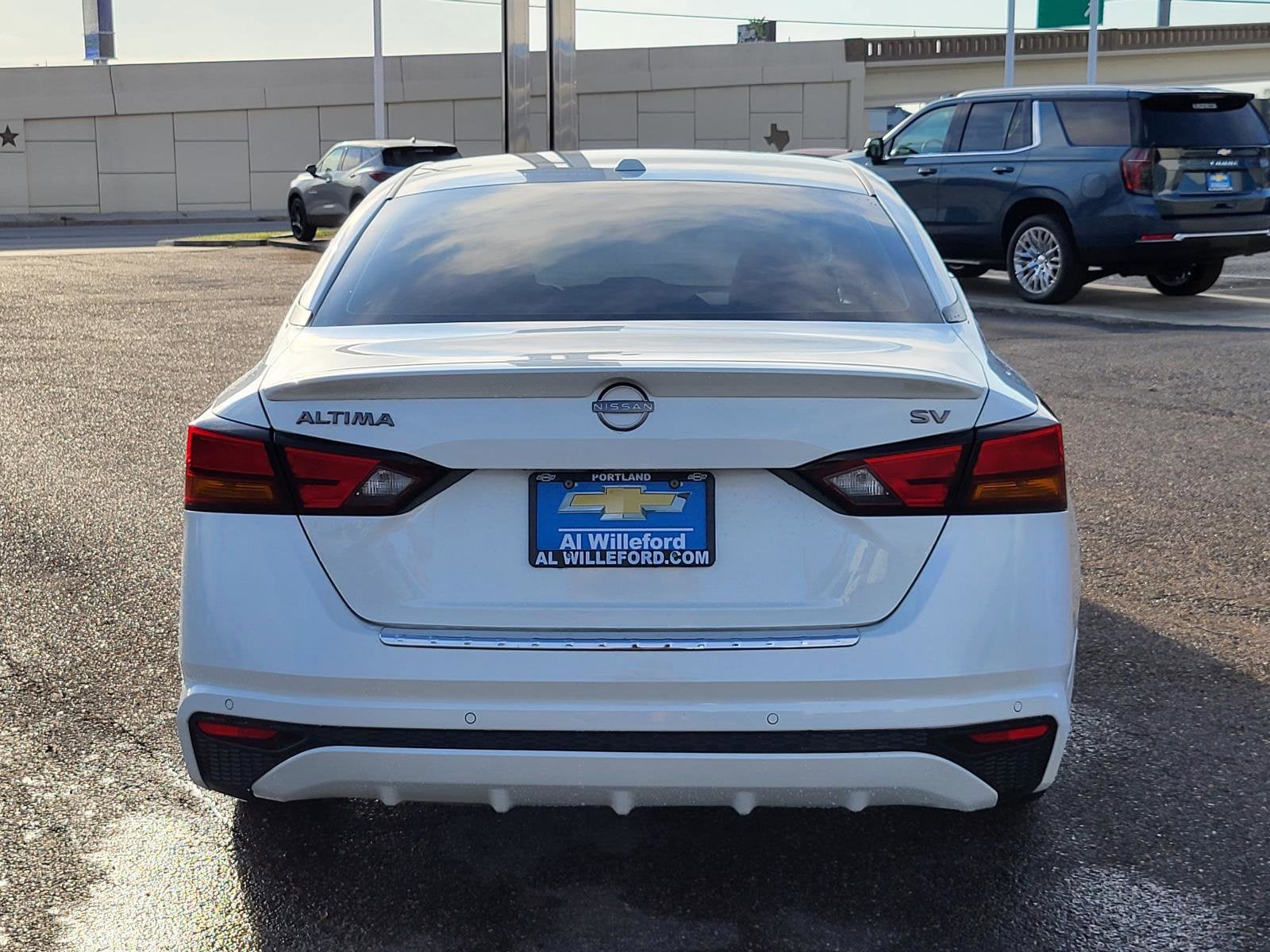 2023 Nissan Altima SV FWD