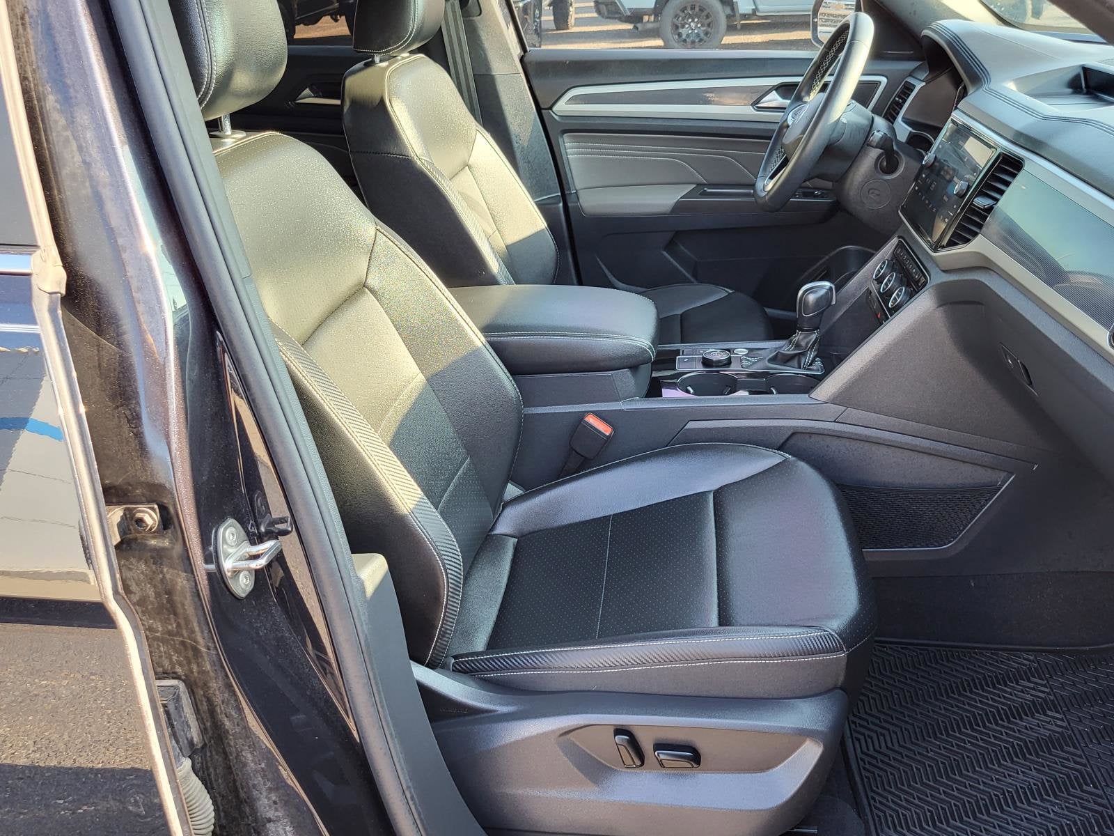 2022 Volkswagen Atlas Cross Sport 3.6L V6 SEL