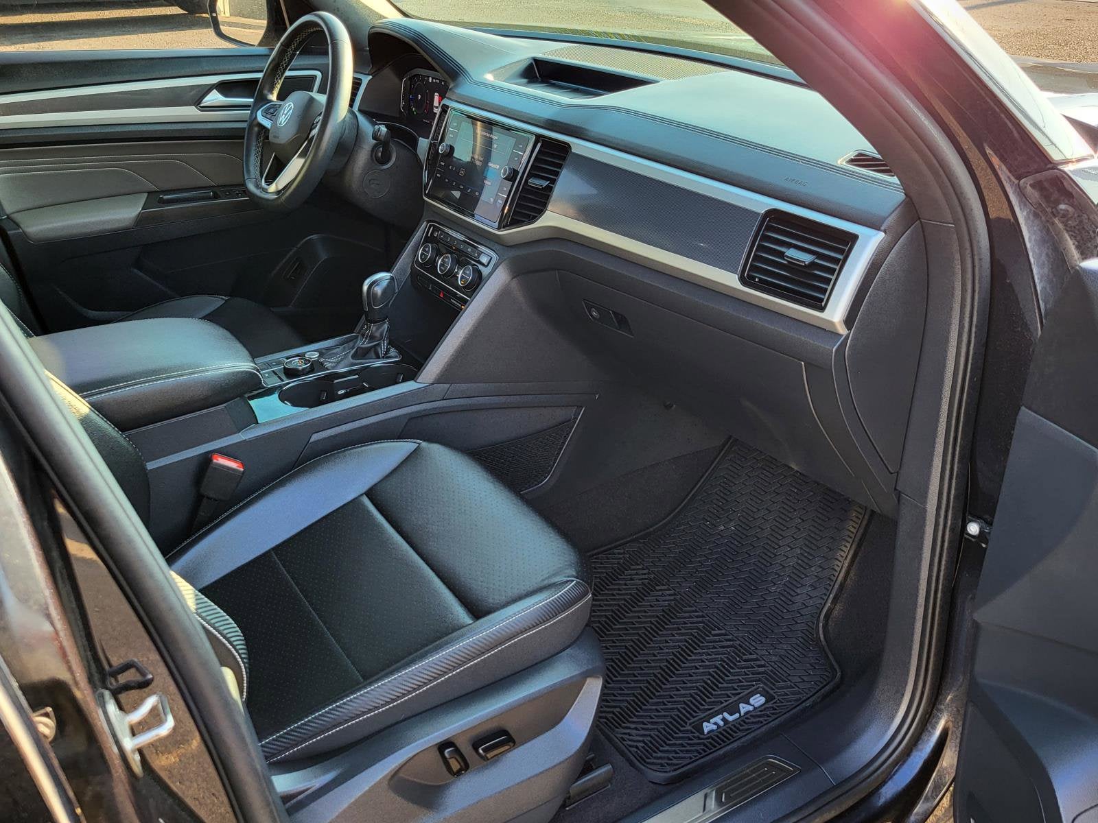 2022 Volkswagen Atlas Cross Sport 3.6L V6 SEL