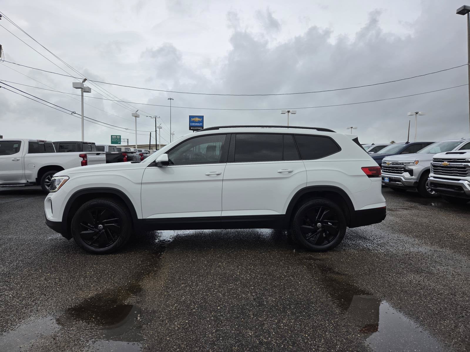 2024 Volkswagen Atlas 2.0T SE w/Technology
