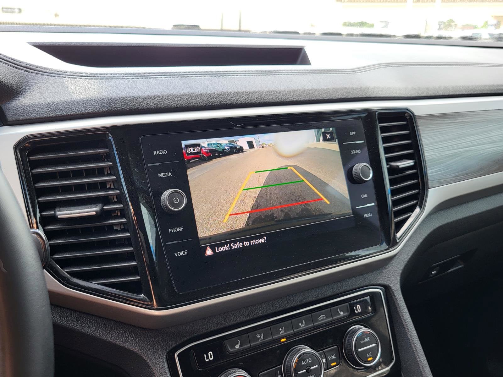 2023 Volkswagen Atlas Cross Sport 3.6L V6 SE w/Technology