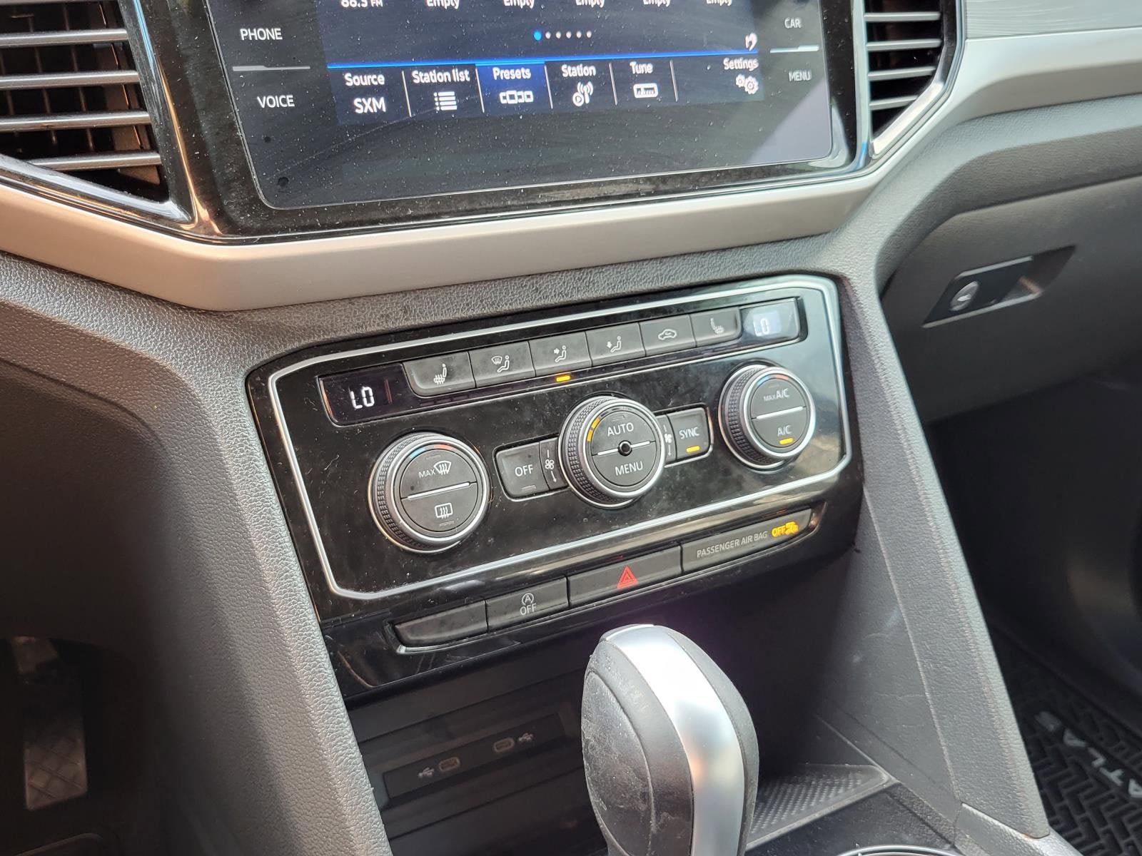 2023 Volkswagen Atlas Cross Sport 3.6L V6 SE w/Technology