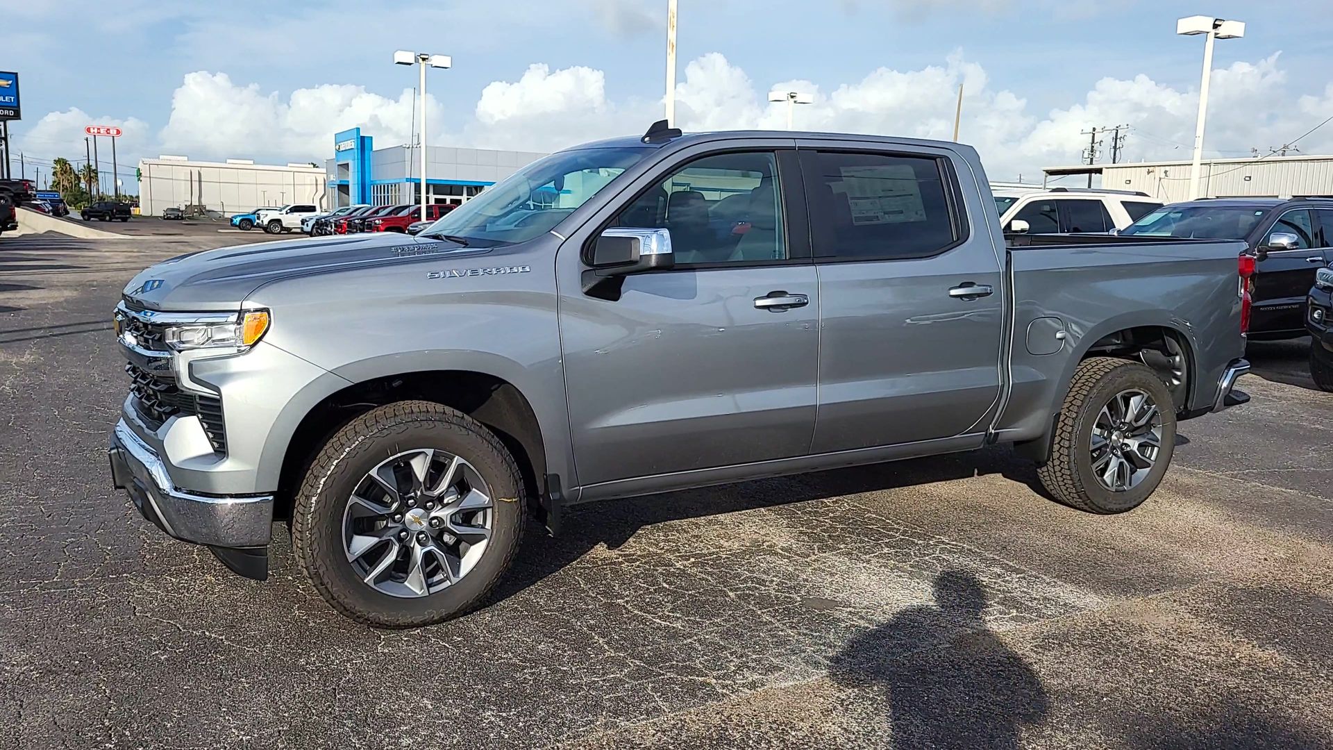 2025 Chevrolet Silverado 1500 LT
