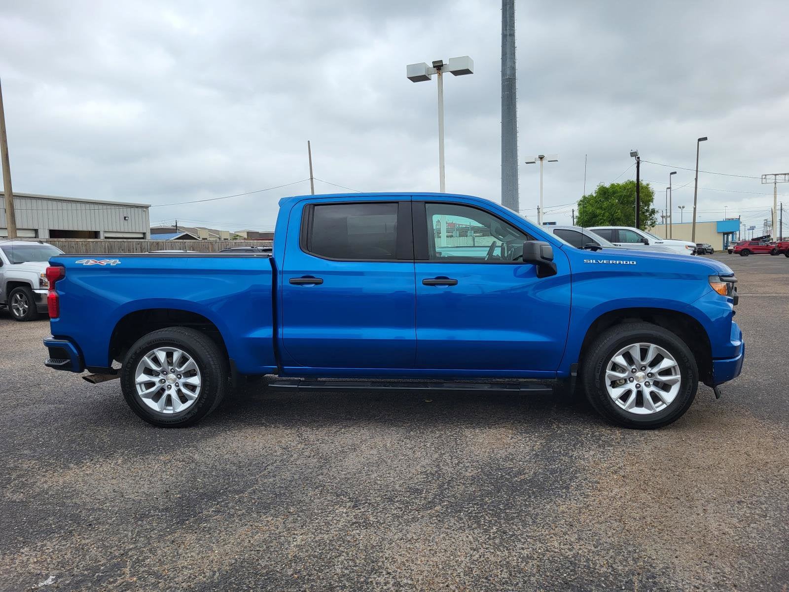 2023 Chevrolet Silverado 1500 Custom