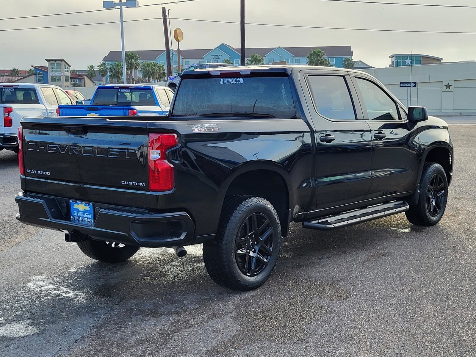 2024 Chevrolet Silverado 1500 Custom Trail Boss