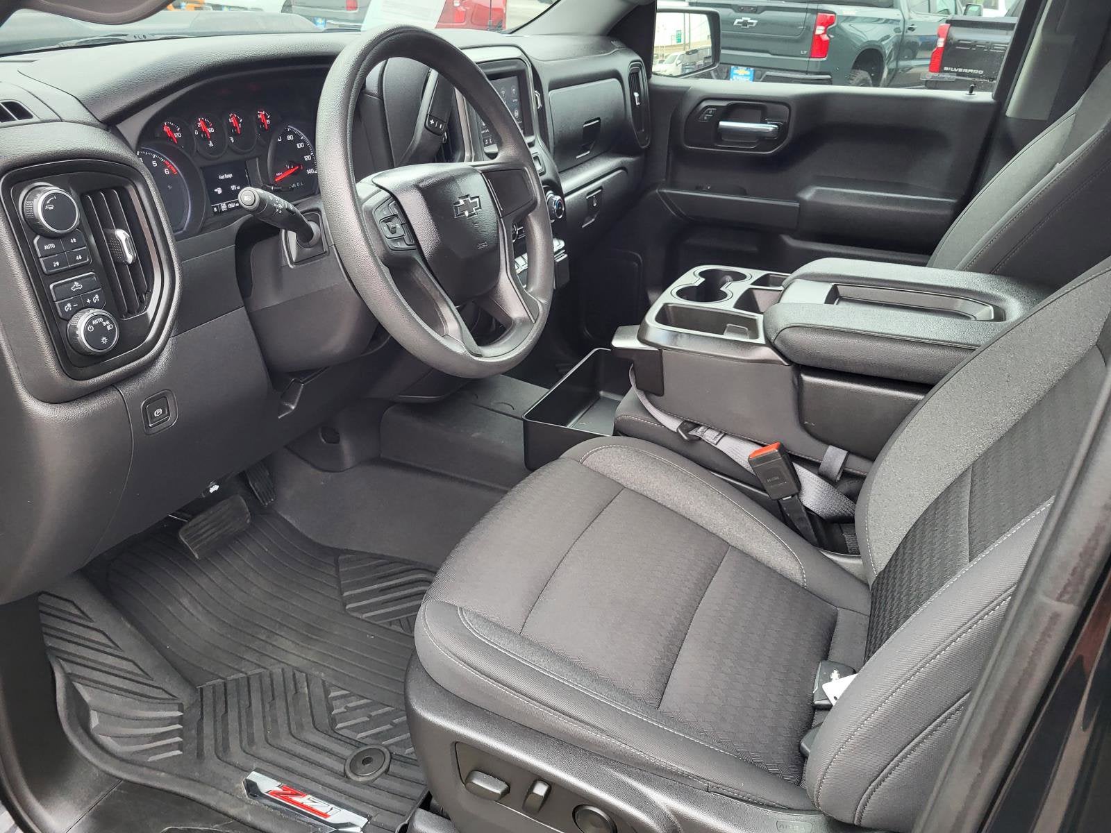 2023 Chevrolet Silverado 1500 Custom Trail Boss