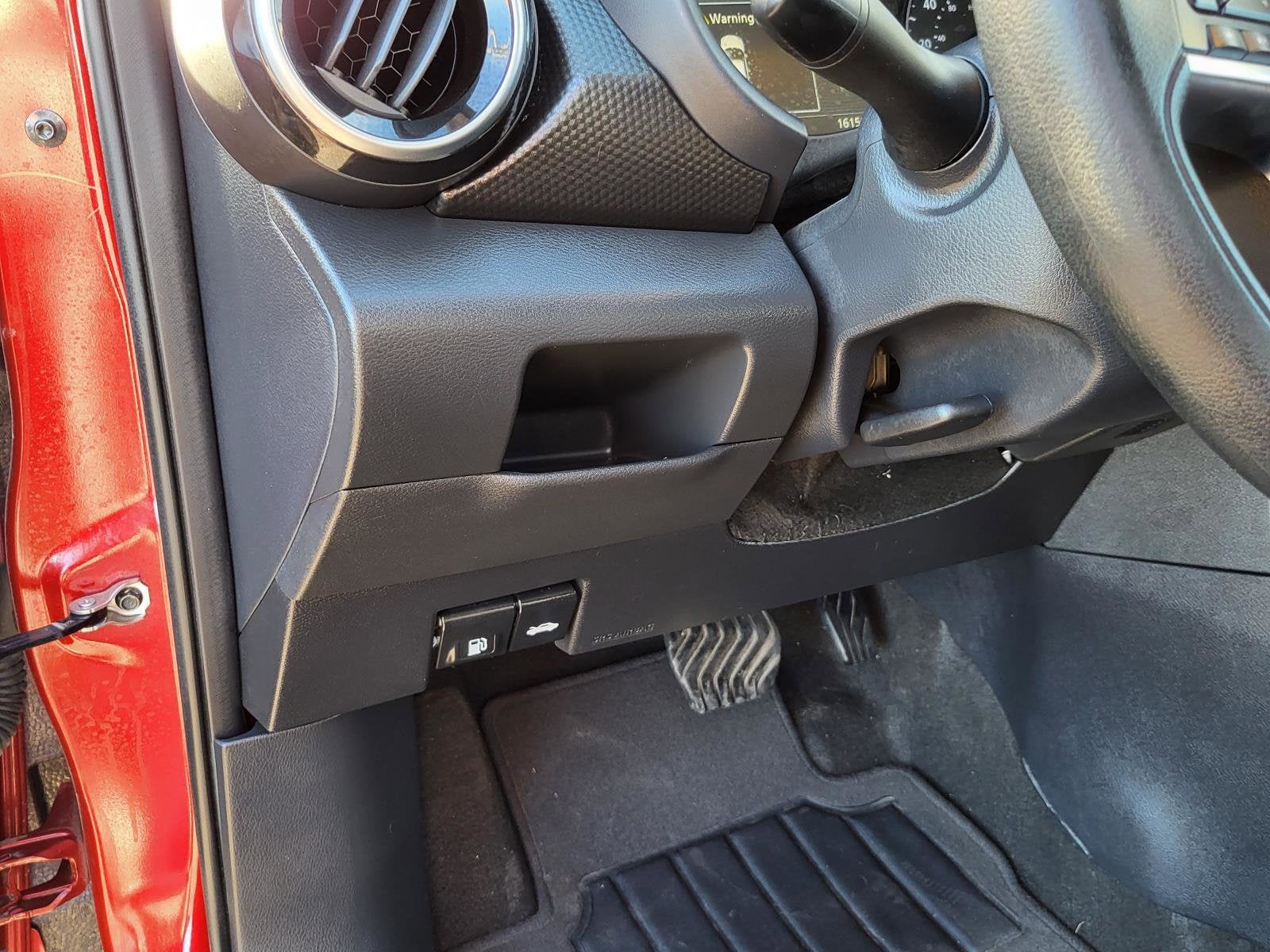 2024 Nissan Kicks SV Xtronic CVT