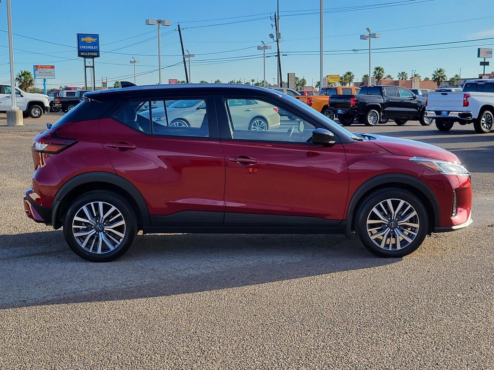 2024 Nissan Kicks SV Xtronic CVT