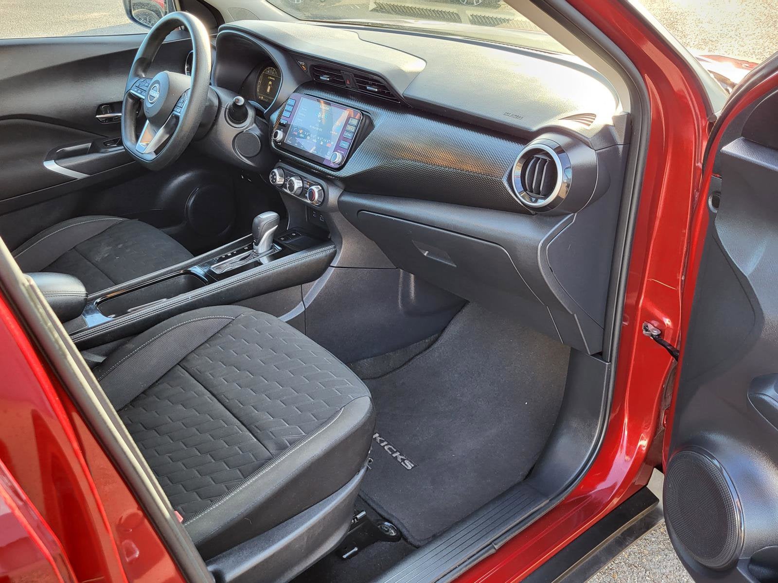 2024 Nissan Kicks SV Xtronic CVT