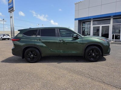 2023 Toyota Highlander L