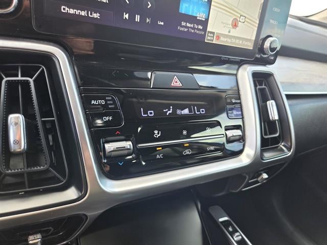 2023 Kia Sorento EX