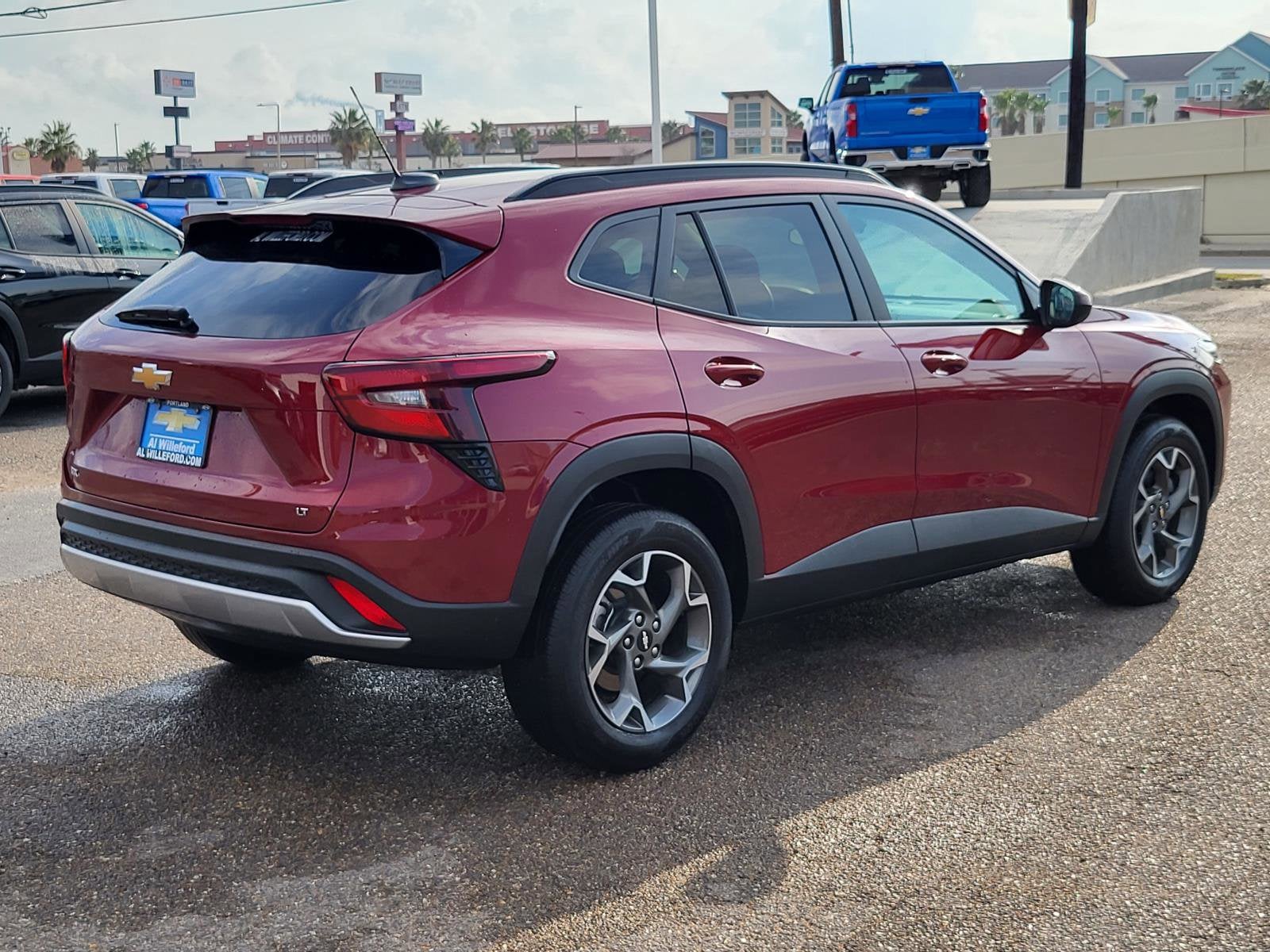 2025 Chevrolet Trax LT